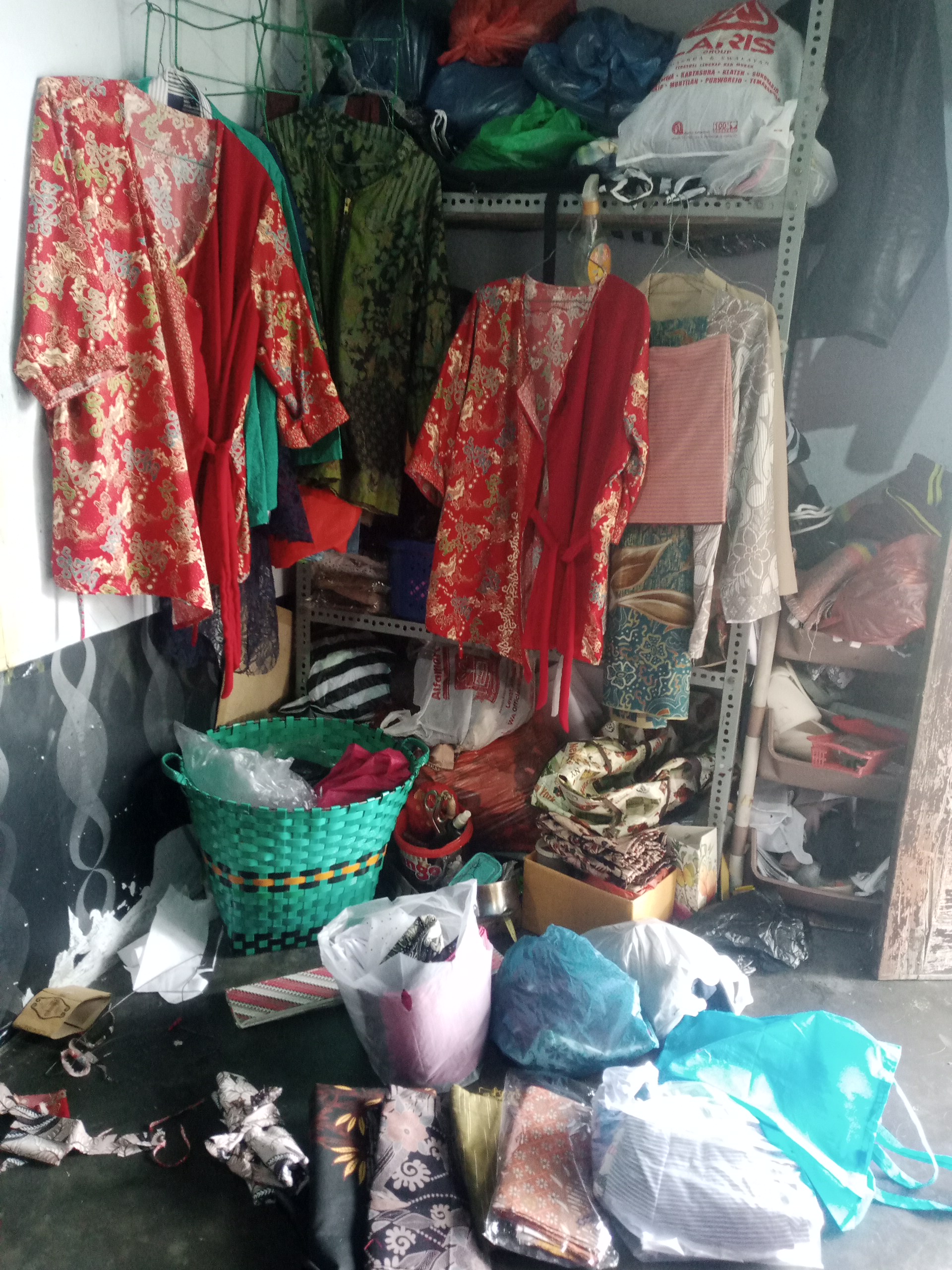 Susi  vermak dan jaihit